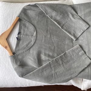 Sara Pucini dress soft sage green never worn